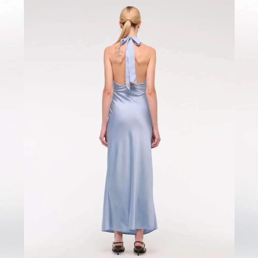 NWT Stunning elegant lilac Light Blue Julia slip Halter Maxi Dress